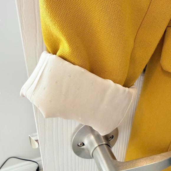 NWOT Banana Republic Women's Yellow Double-Breasted Blazer - Picture 12 of 15